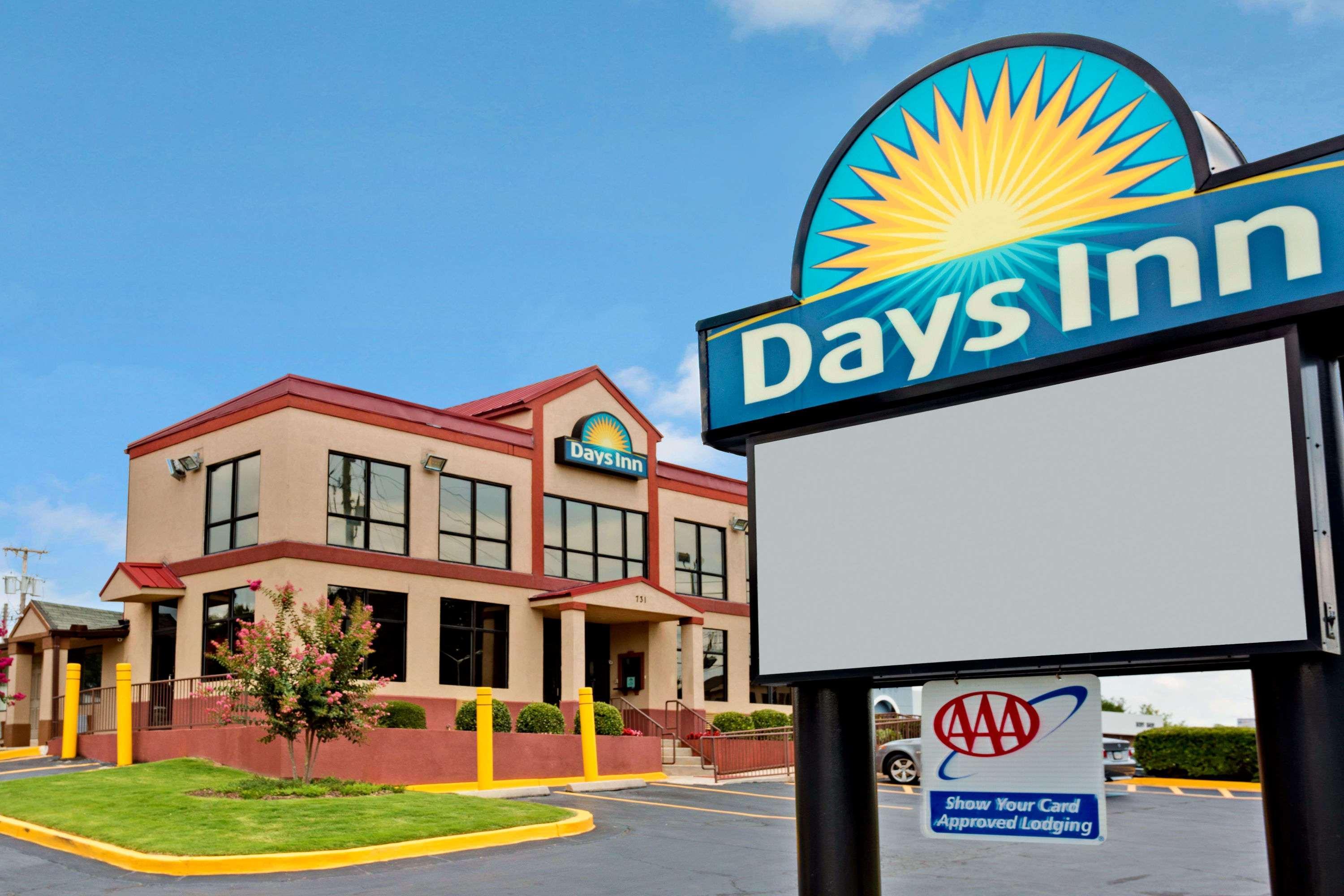 Days Inn By Wyndham Lawrenceville Extérieur photo